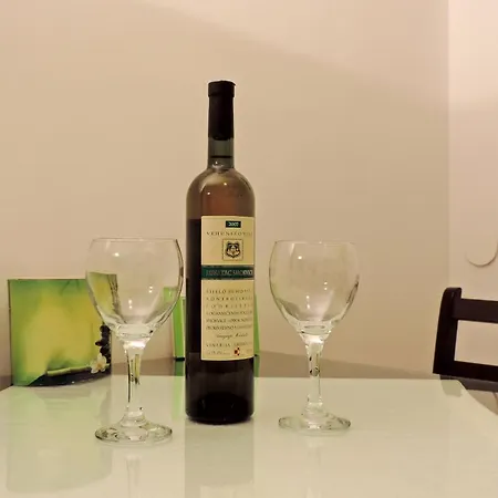 Lana Apartment *